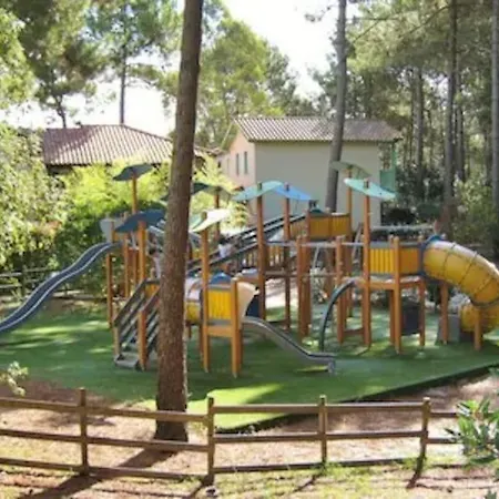 Tiare Golf 3*** Piscine Chauffee Nyaraló *