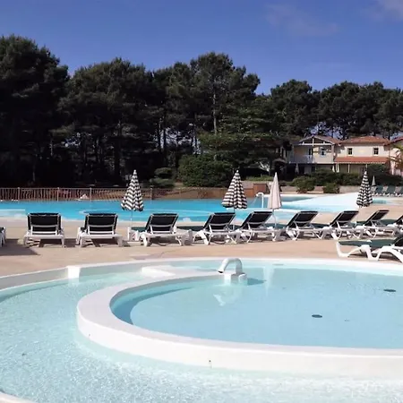 Tiare Golf 3*** Piscine Chauffee Nyaraló
